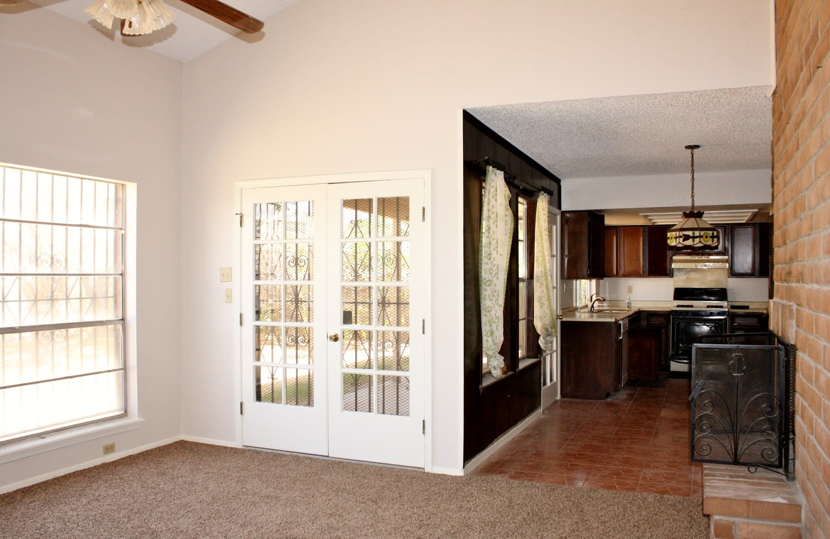 Beautiful Westside Home – photo 5