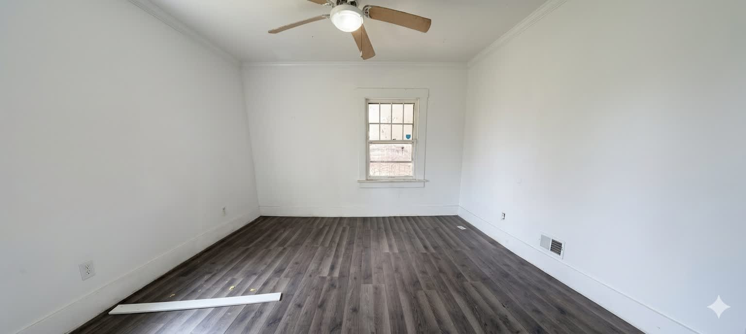 830 East Rogers Avenue – photo 4