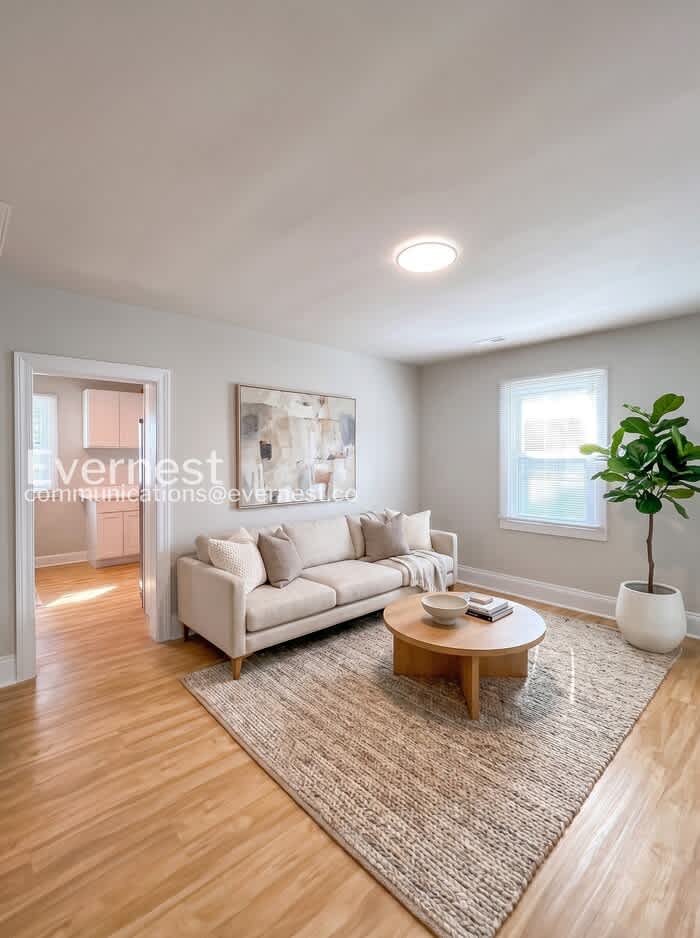 1402 East 18th Street – photo 3