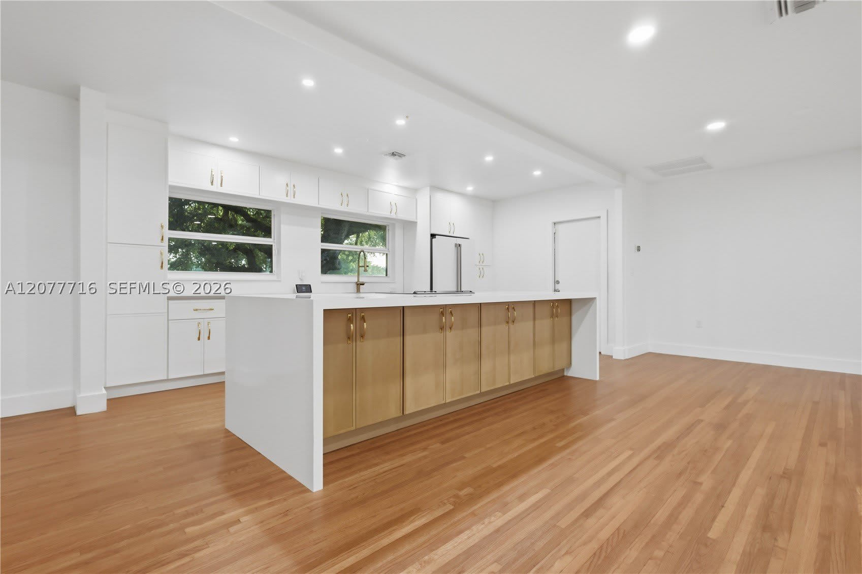 13040 N Miami Ave – photo 3
