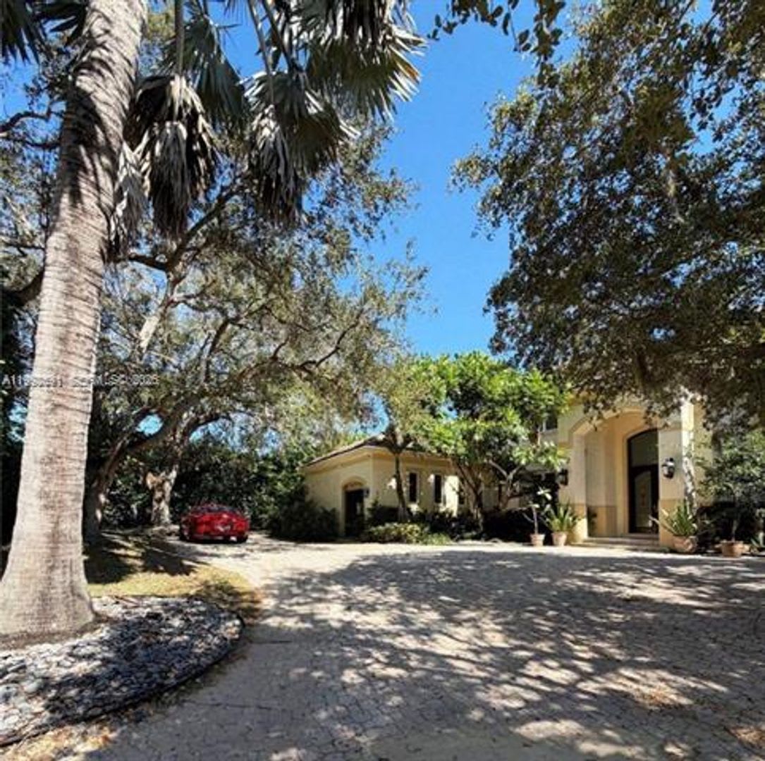 673 Destacada Ave 673 Coral Gables Fl 33156 – photo 4