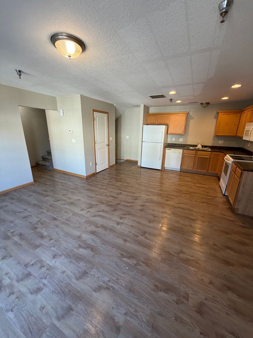 Townhouse Available for Rent In Grimes – photo 5