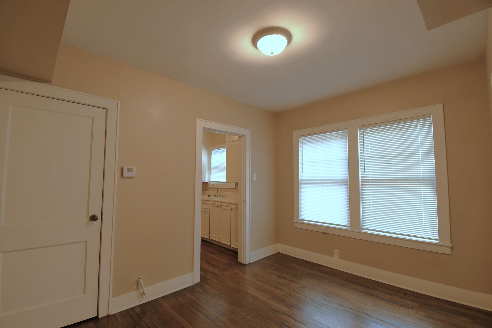 Charming 1 Bedroom, 1 Bath Apartment in Tyler! – photo 4
