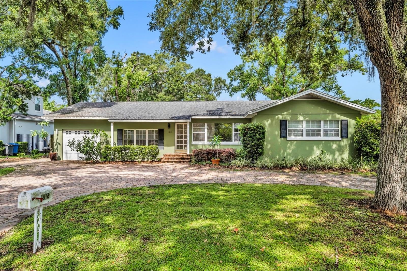 1816 MIZELL Avenue – photo 2