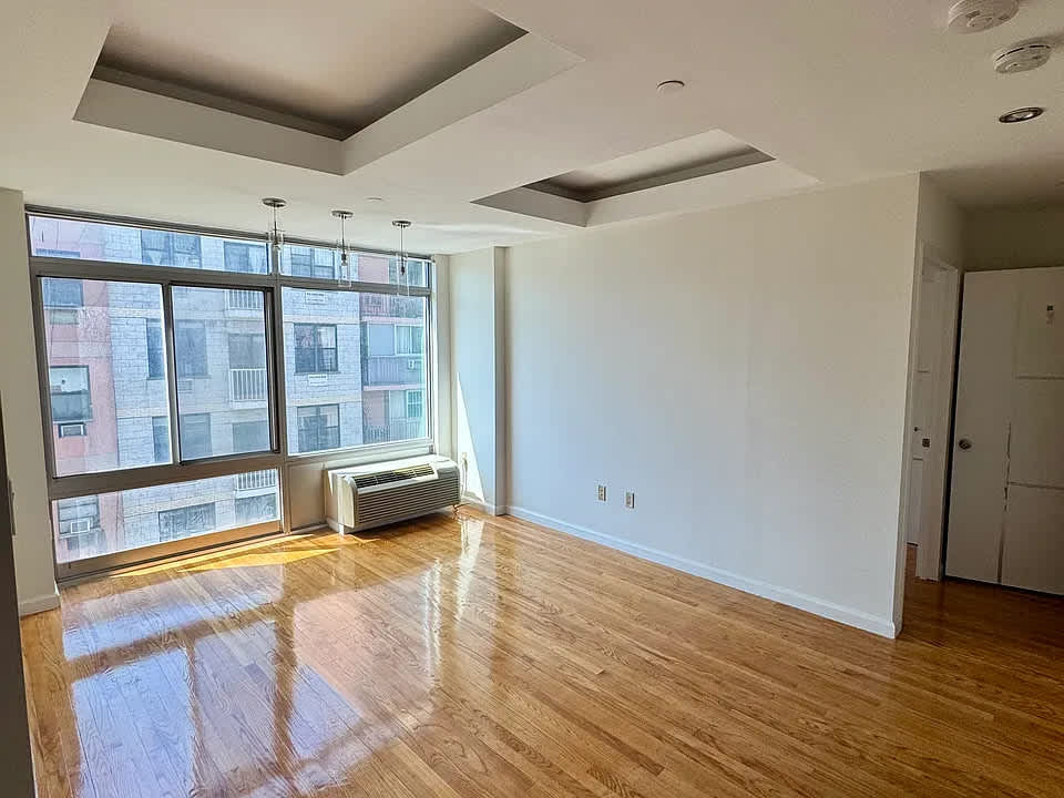 57 Hester St Apt 15 – photo 1