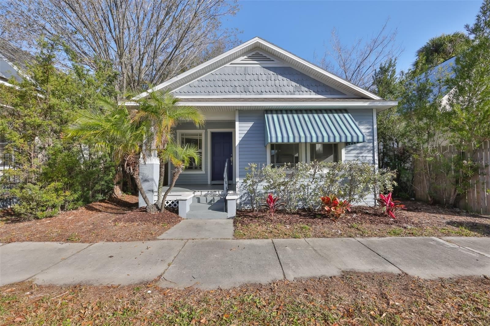 2331 W CHESTNUT Street – photo 1