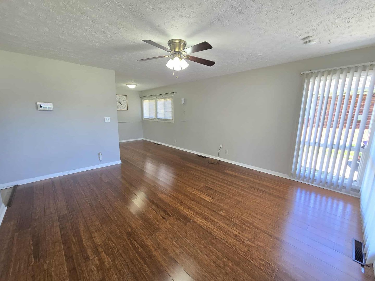 Updated 3 bedroom home located off Bardstown Rd! – photo 2