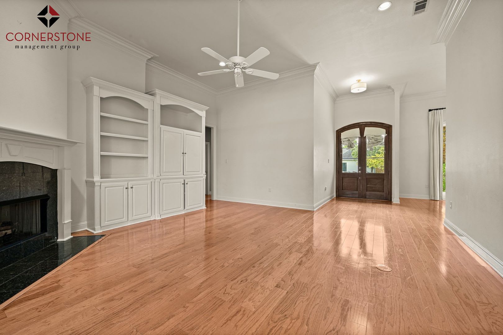 LOCATED OFF OF AIRLINE BY INDUSTRIPLEX! 4 BEDROOM, 3 BATHROOM! – photo 4