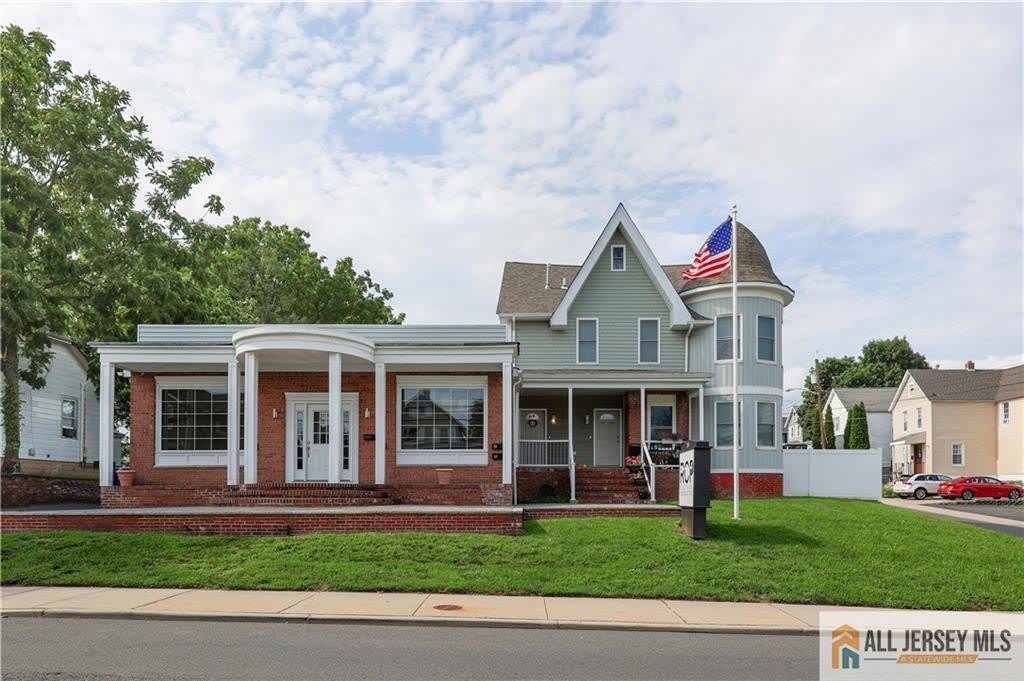 215 Washington Road – photo 1