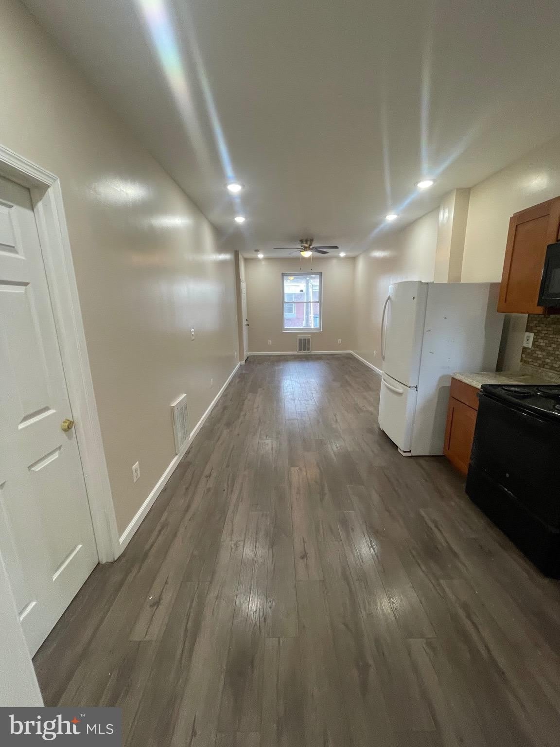 5264 DELANCEY Street – photo 2