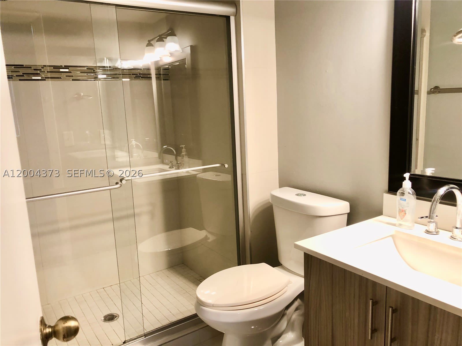 8761 Wiles Rd – photo 3