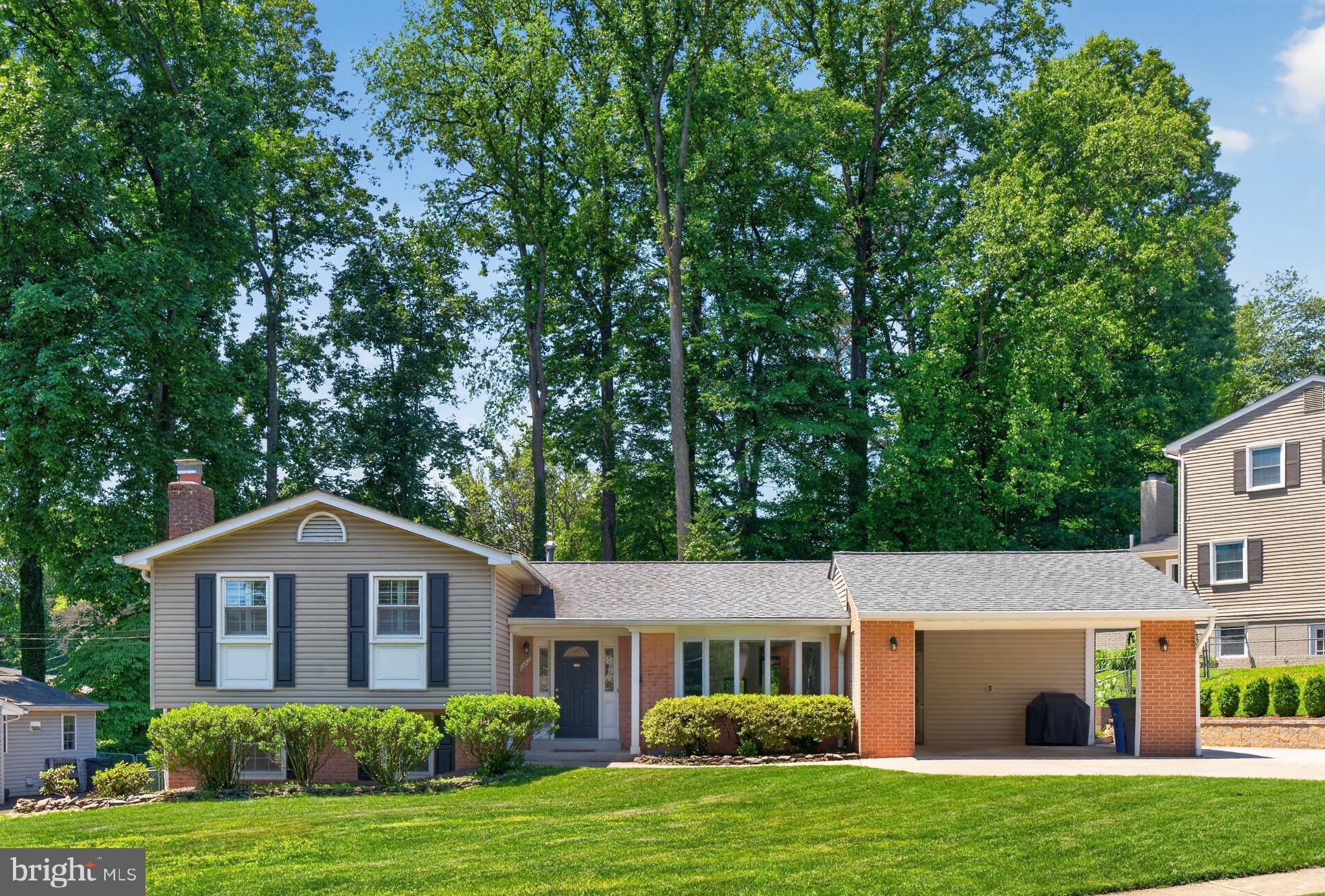 10207 ANTIETAM Avenue – photo 1