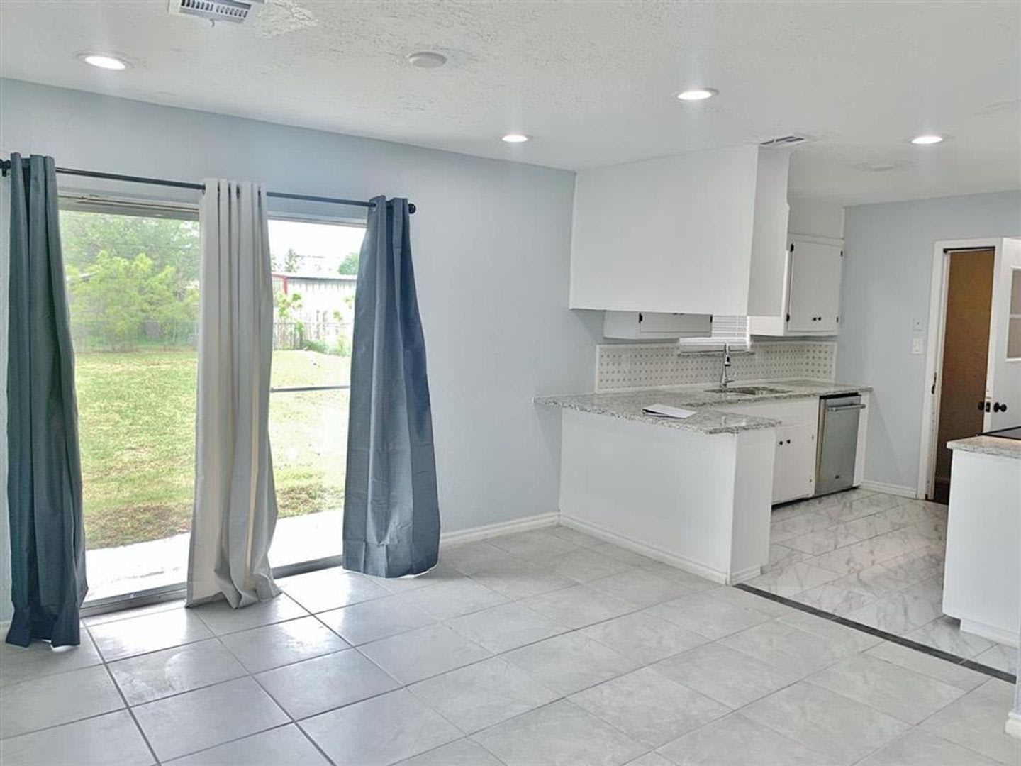 4207 Se Camden Way Available Now – photo 5
