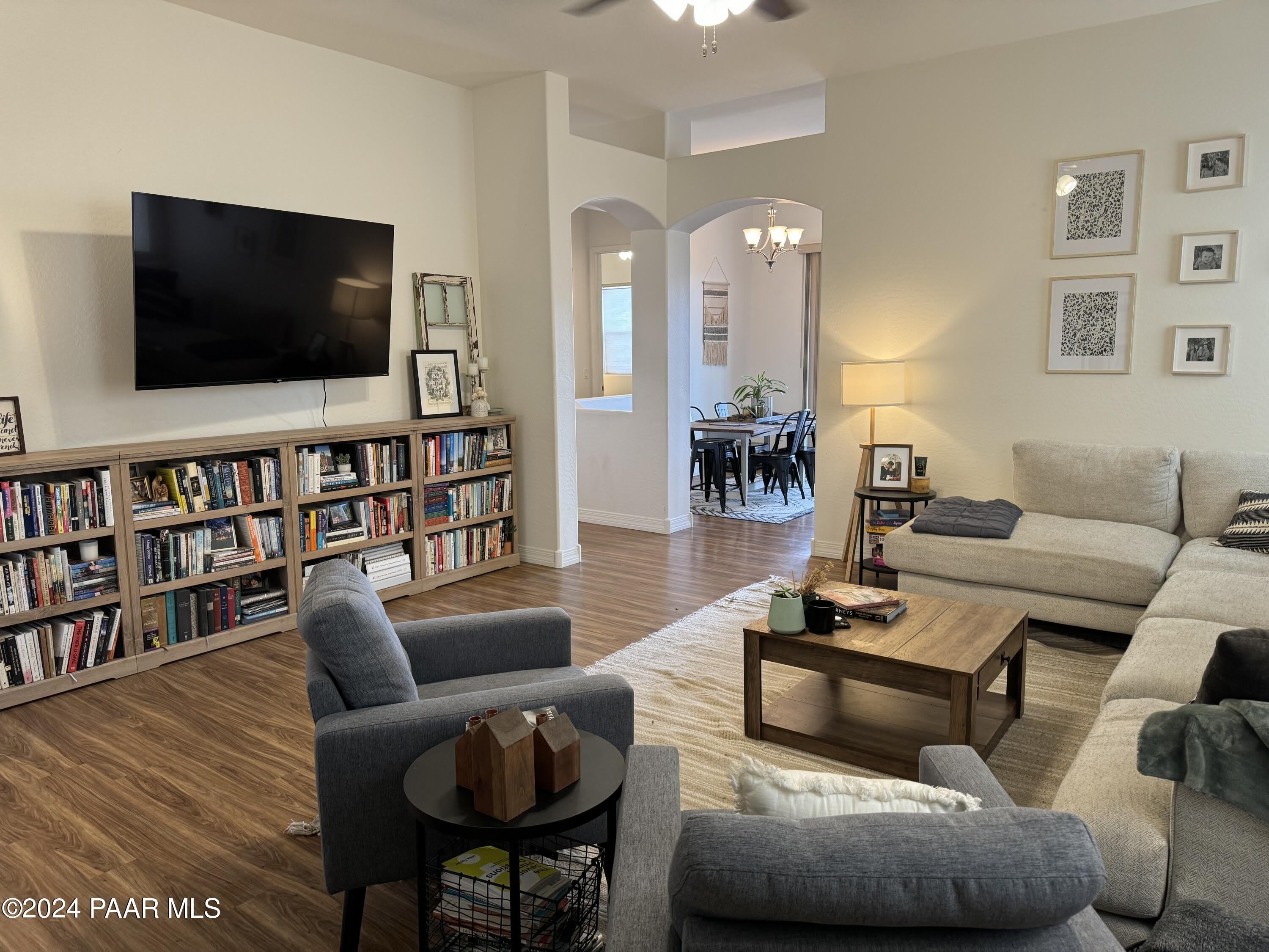 5765 N Thornberry Drive – photo 3