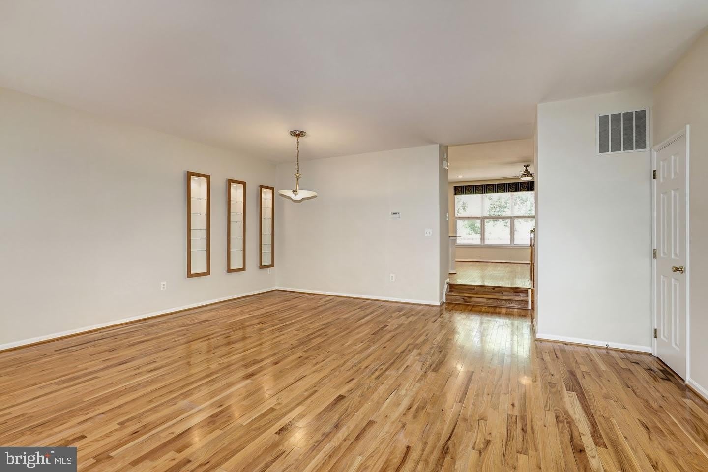 6563 MCKENNA Way – photo 3