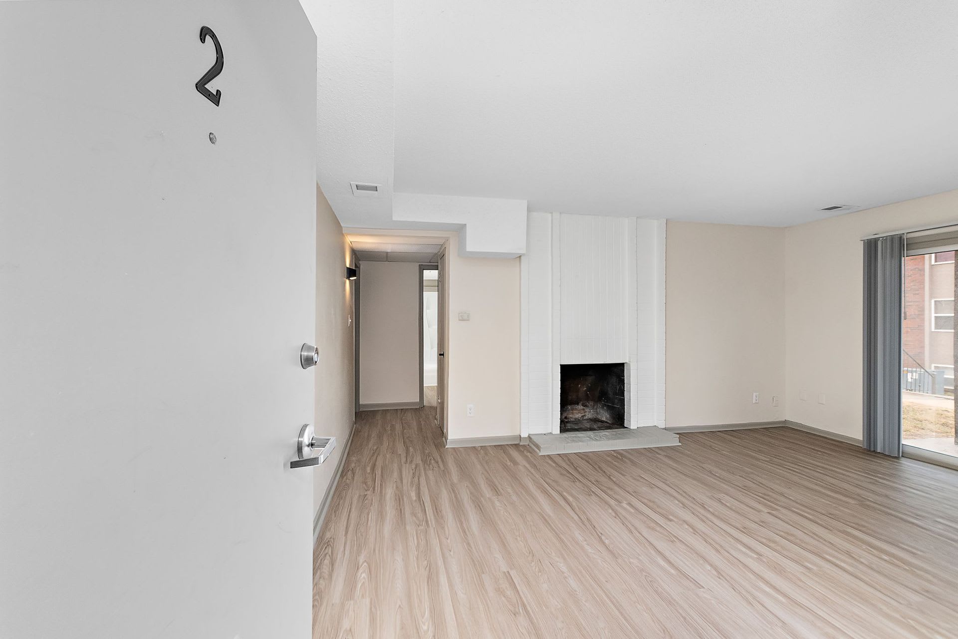 Oval Spring Apartments – photo 5