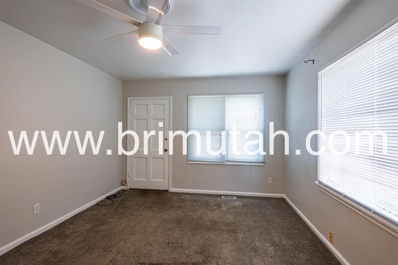 2364 E. Redondo Ave. – photo 4
