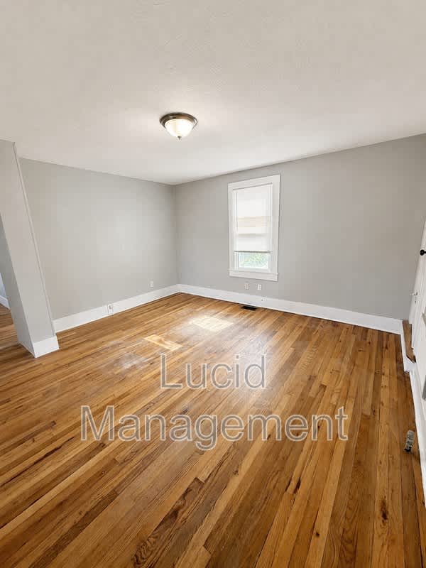 1512 Bluegrass Avenue – photo 2
