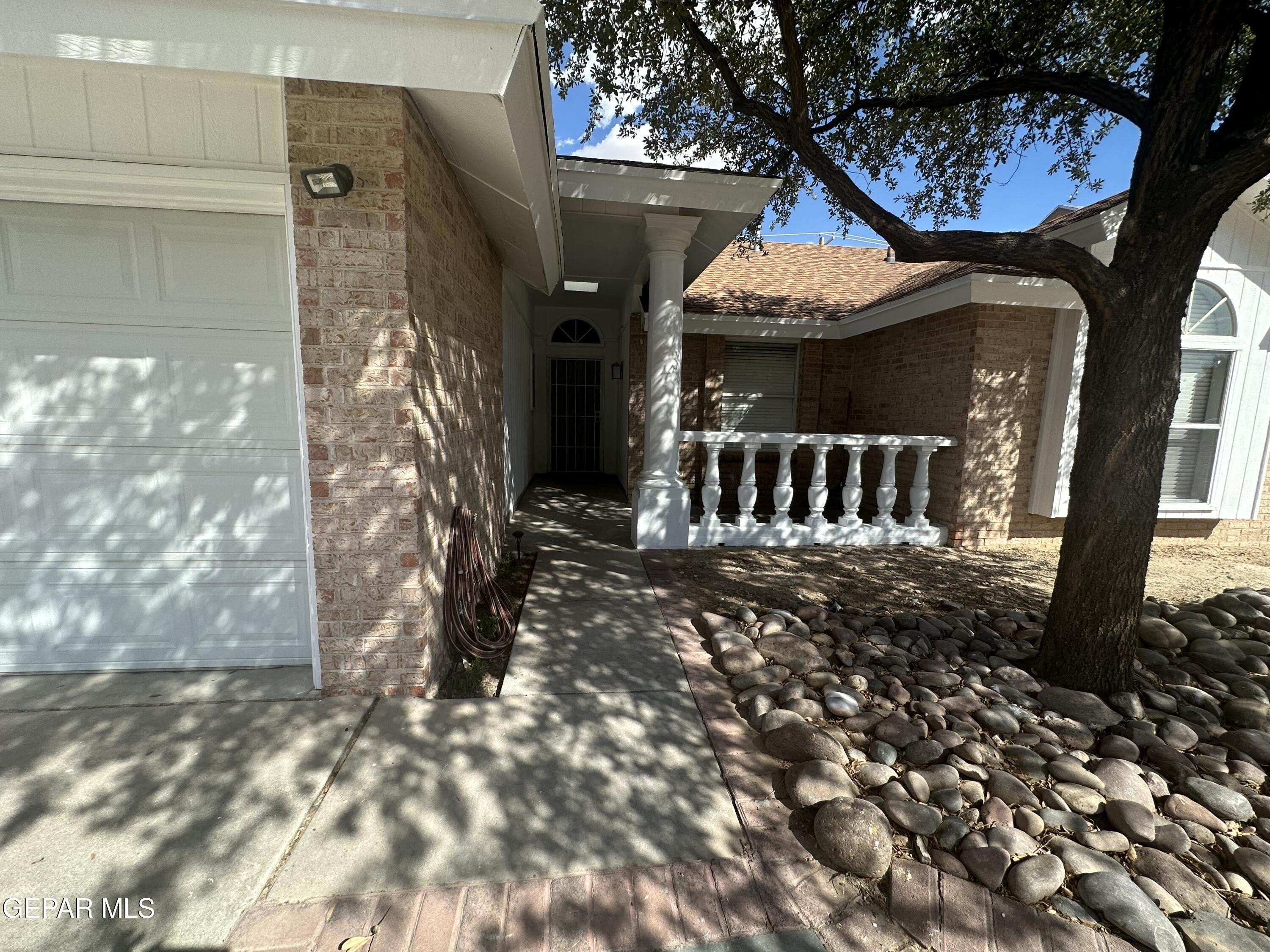 408 Hadley Place – photo 4