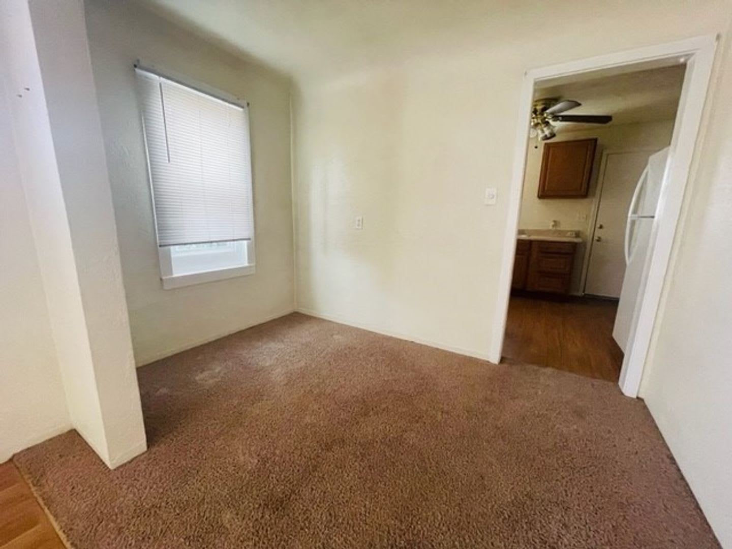 1002 W Deming St – photo 3