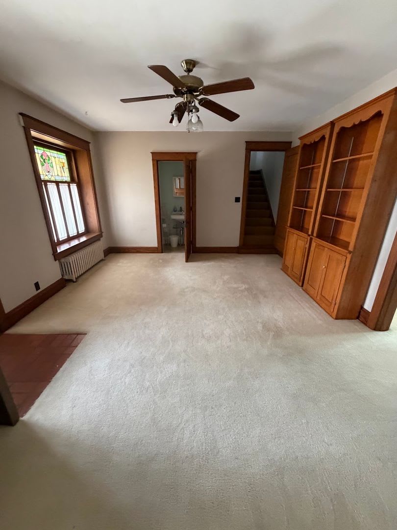 Spacious 4-Bedroom Corner Property Near Transportation & Local Park – photo 4