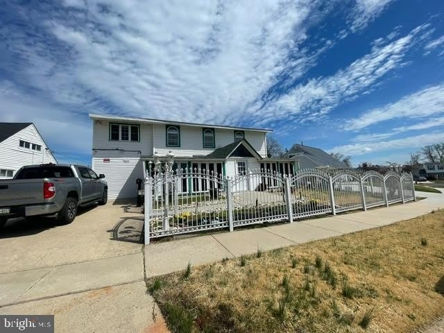 10 MIDDLE Road – photo 1