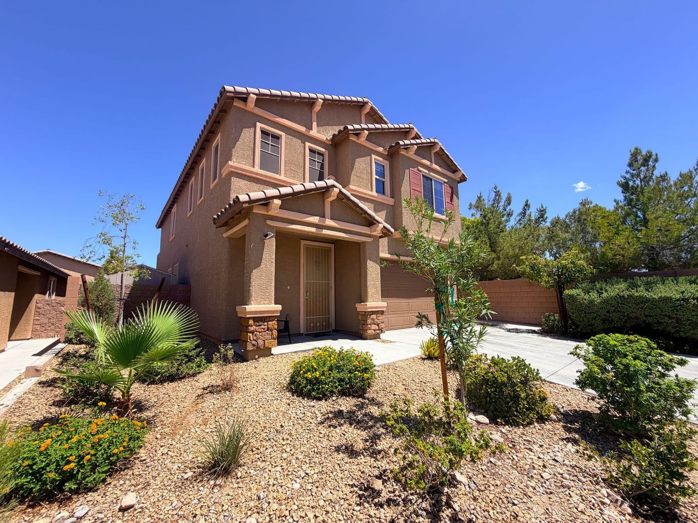 Stunning 4 bd Home in Spring Valley Coming Soon! Duel primary suites! – photo 2