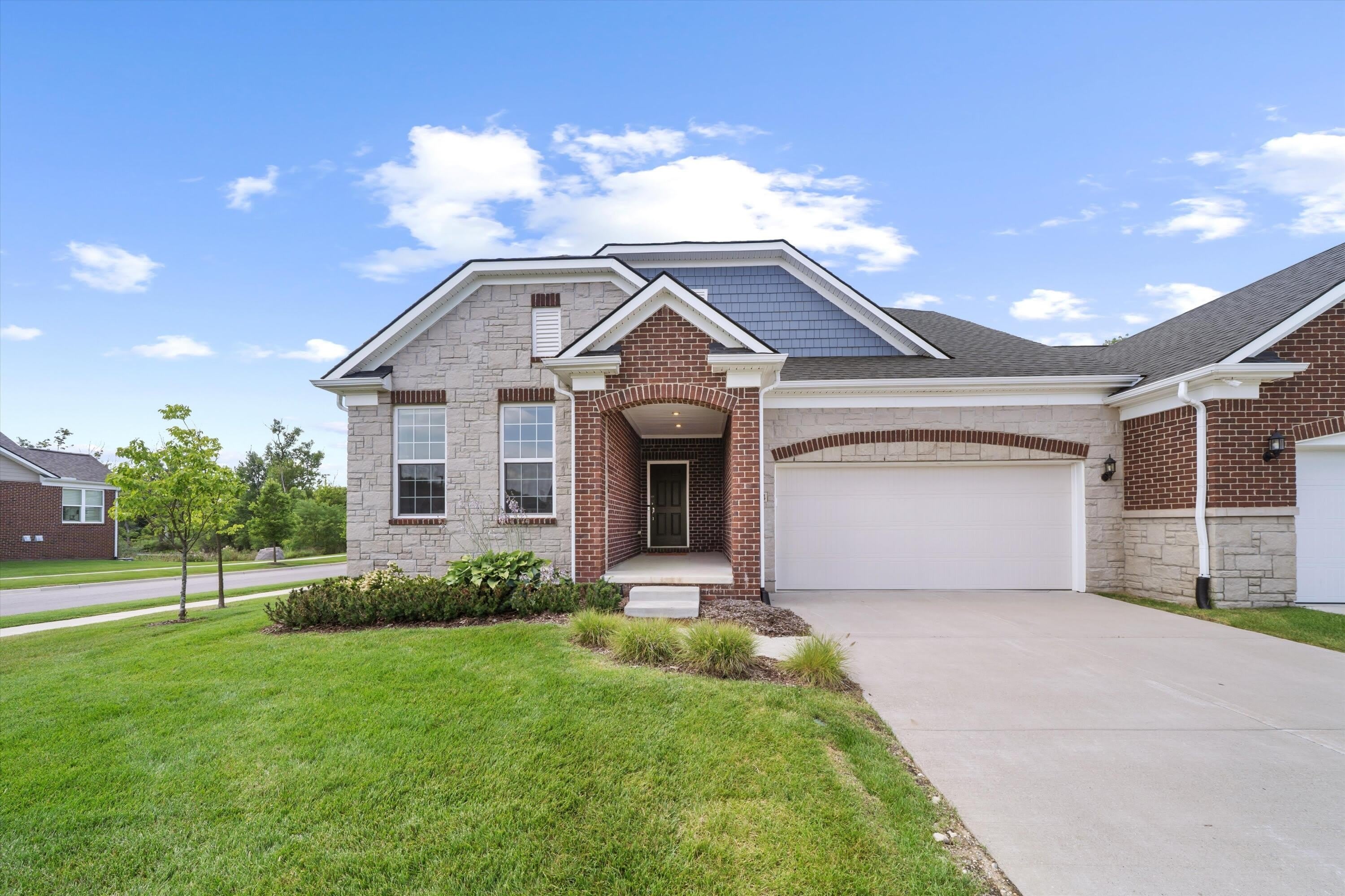 48894 Windfall Road – photo 1