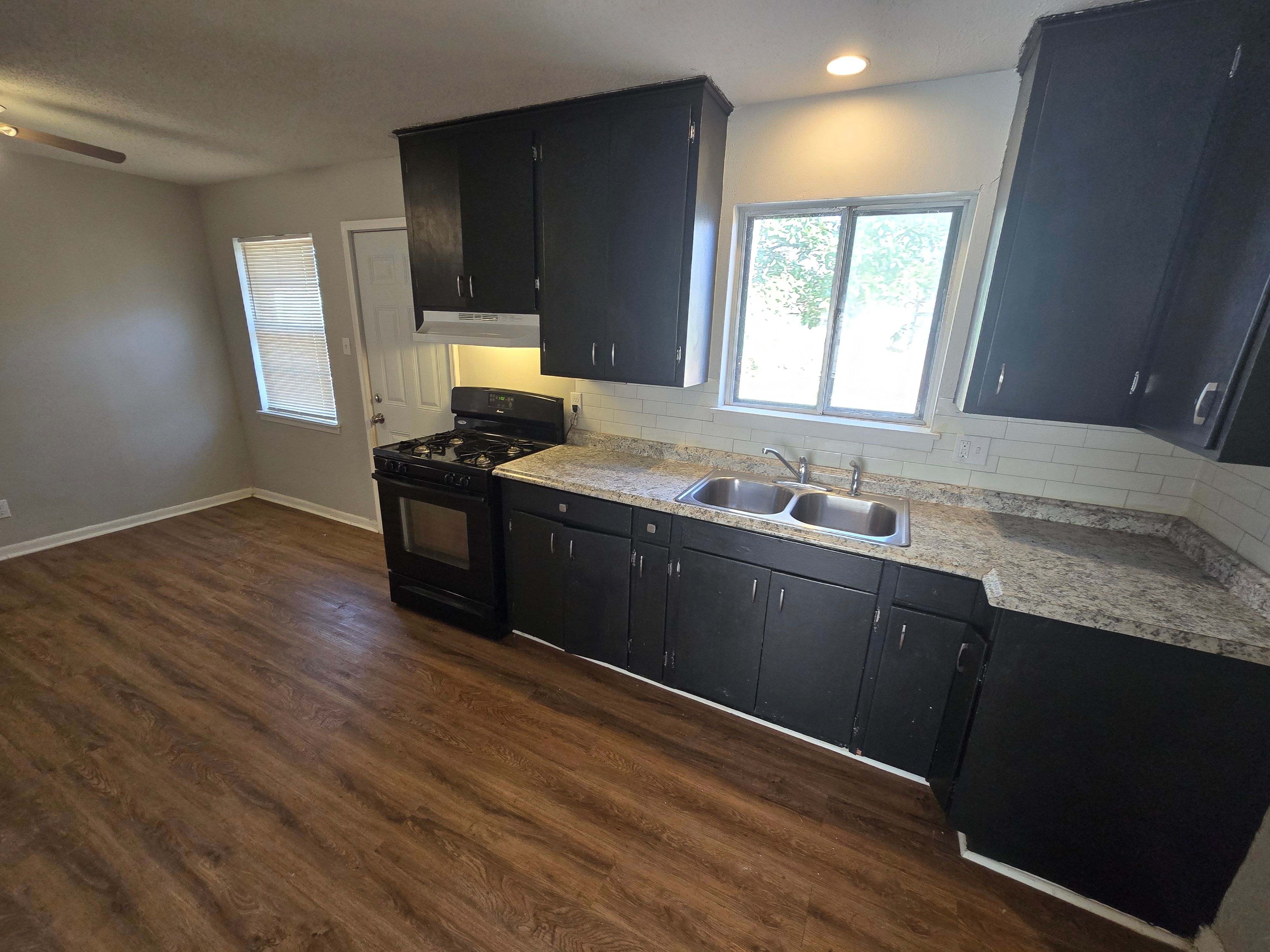 7326 Milford Dr – photo 4