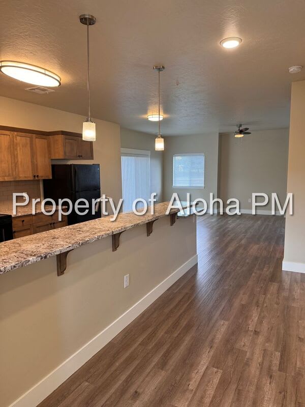 3502 E. Grand Forest Dr. – photo 3