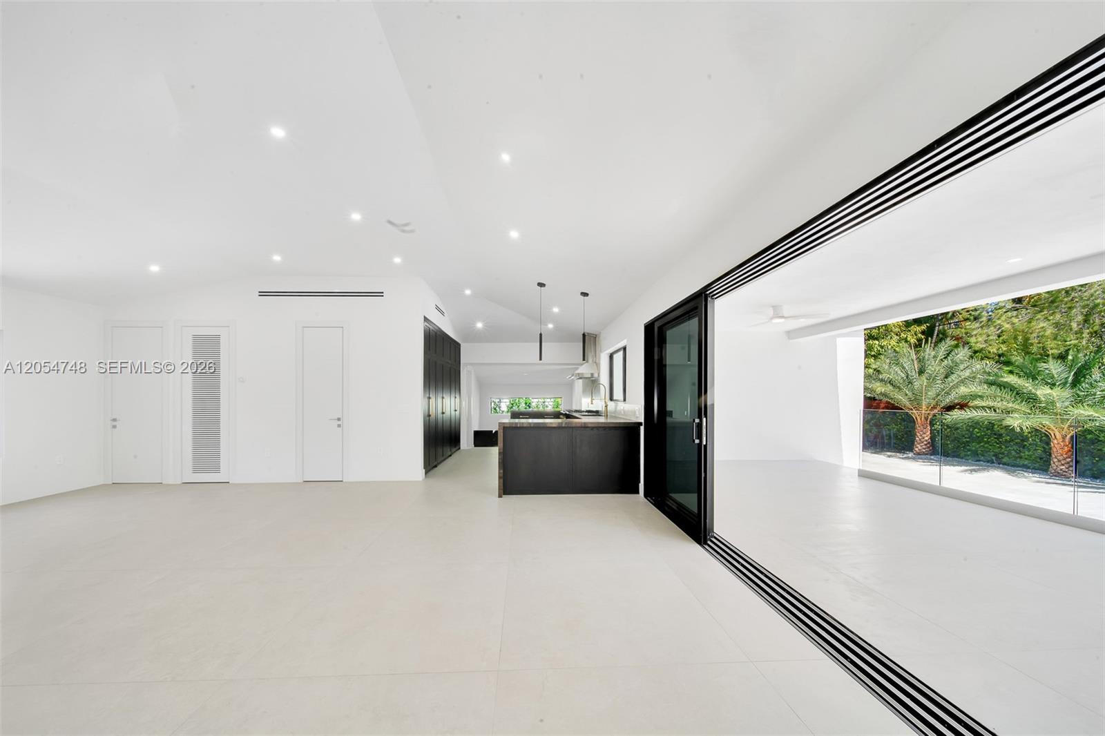 899 Northeast 71st Street – photo 3