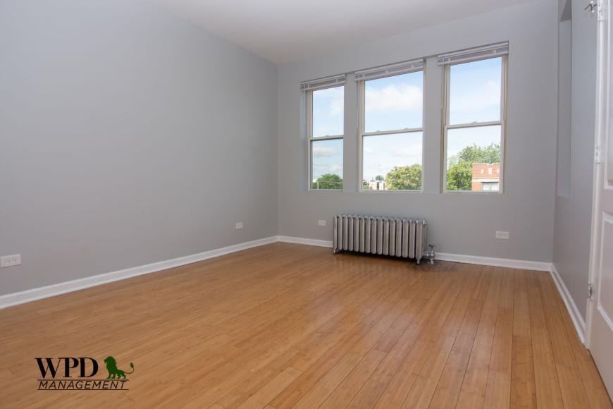 1649 West 78Th St – photo 4