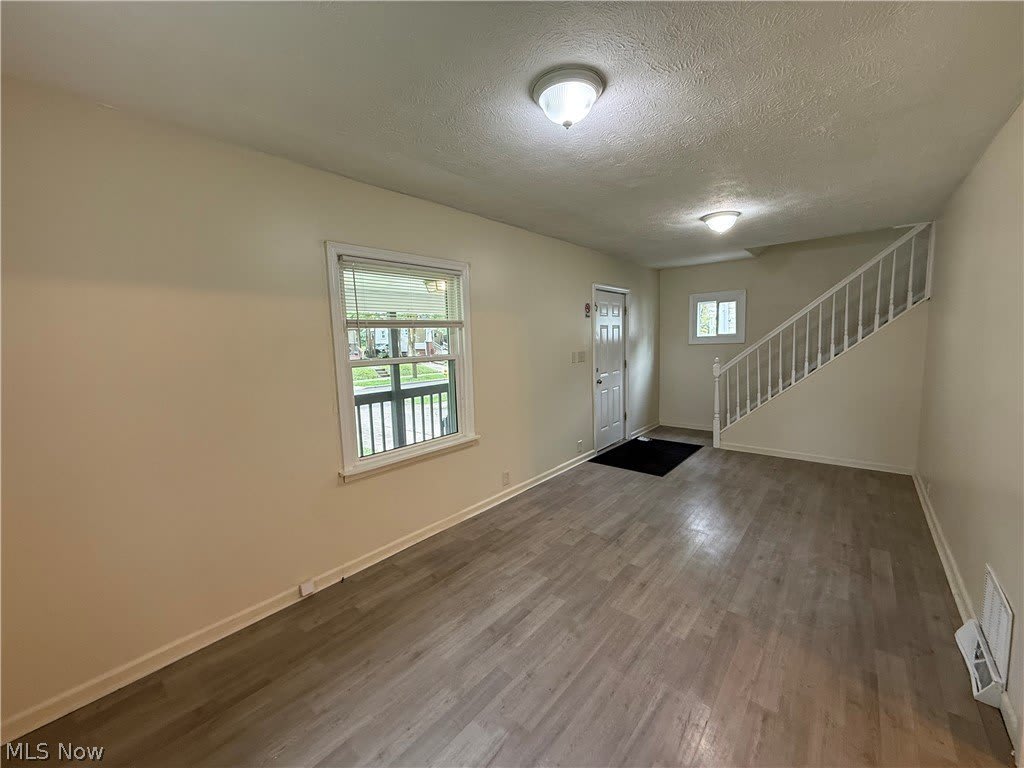 404 Noah Avenue – photo 4