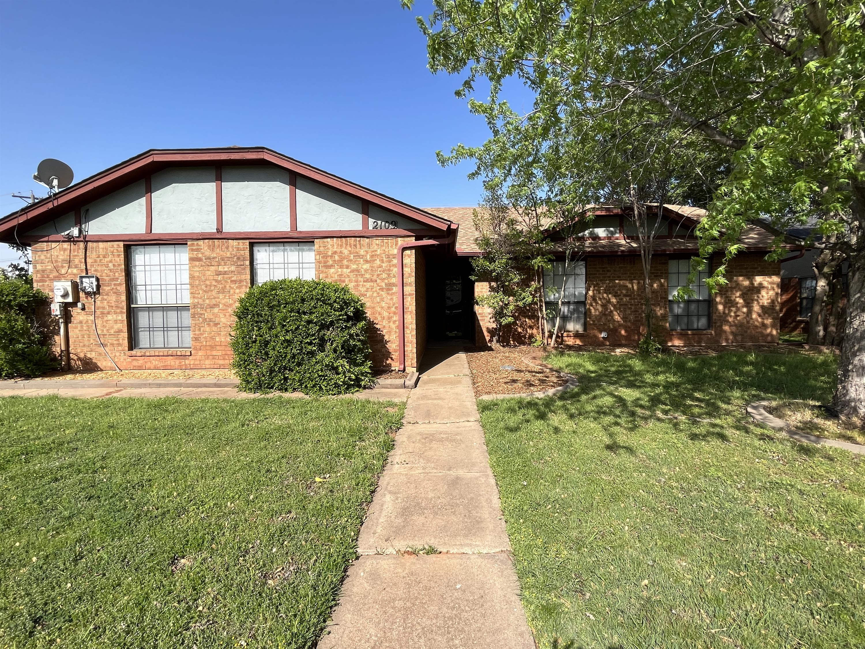 2109 Tracys Terrace – photo 1