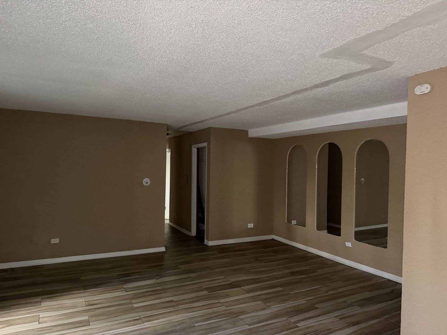 950 E 86th Street – photo 3