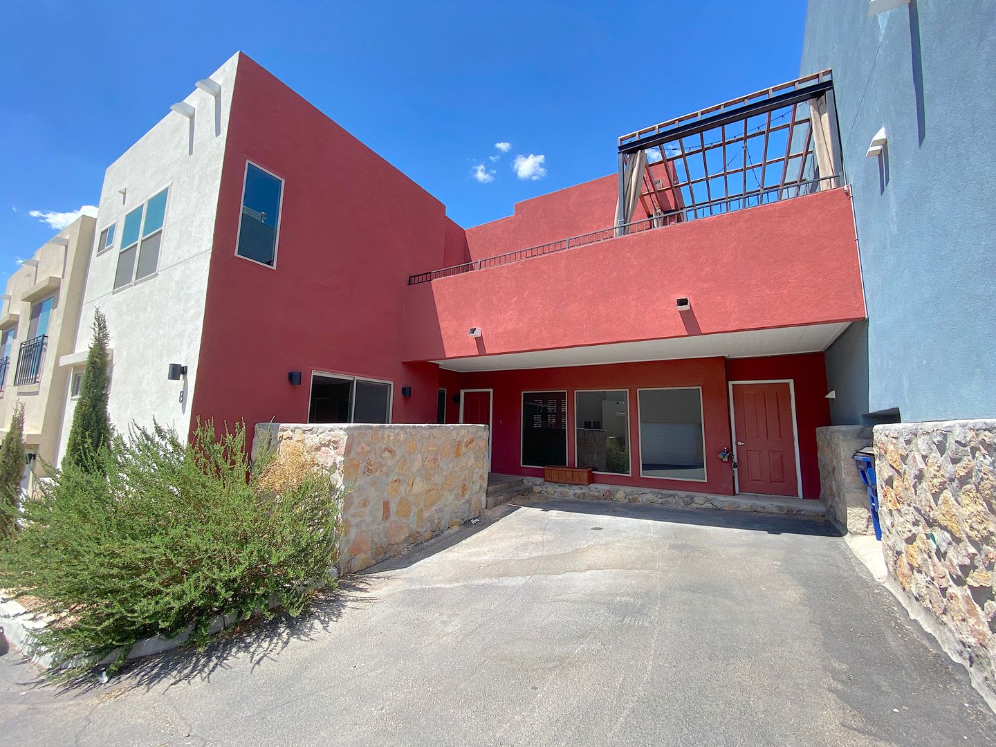 West El Paso 4bed/3.5bath Townhome – photo 1