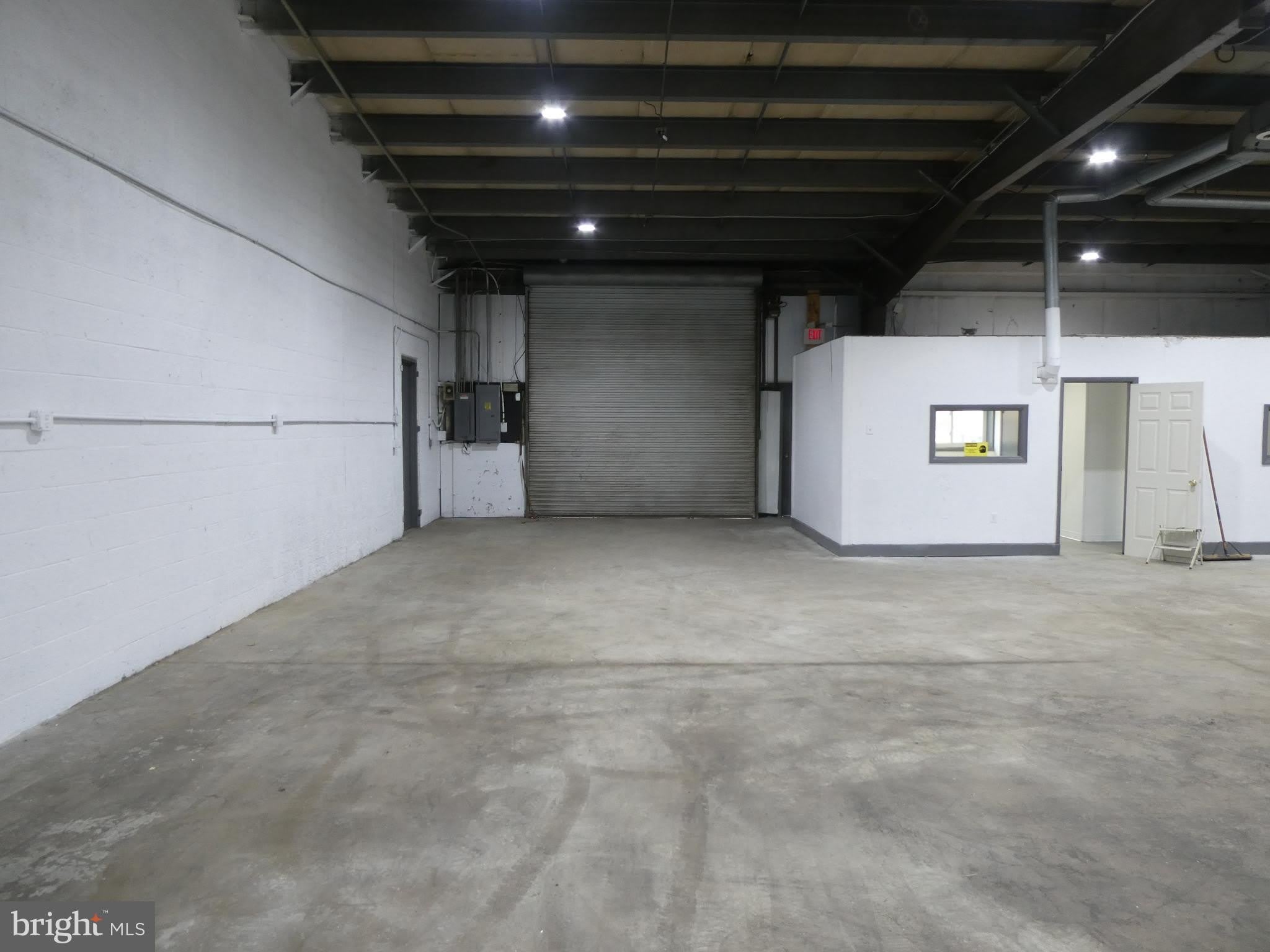 411 N GROVE Street – photo 5
