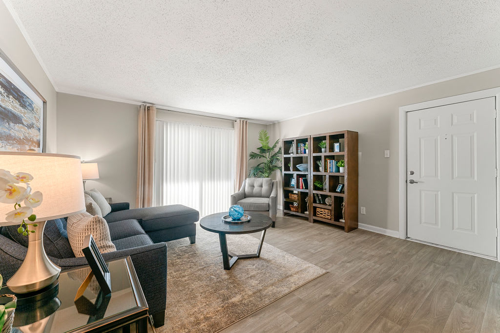 445 Cleveland – photo 2