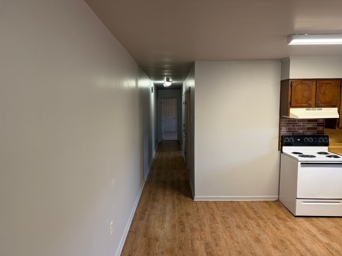 2 Bed 1 Bath Duplex – photo 4