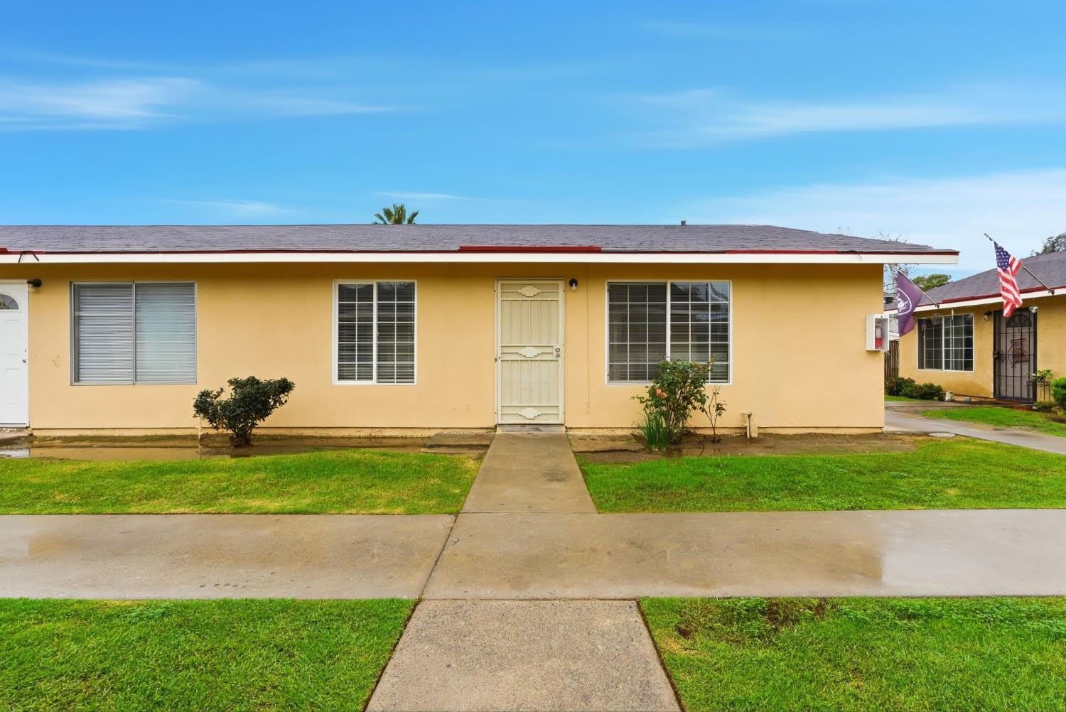 616 S Irwin Street – photo 2