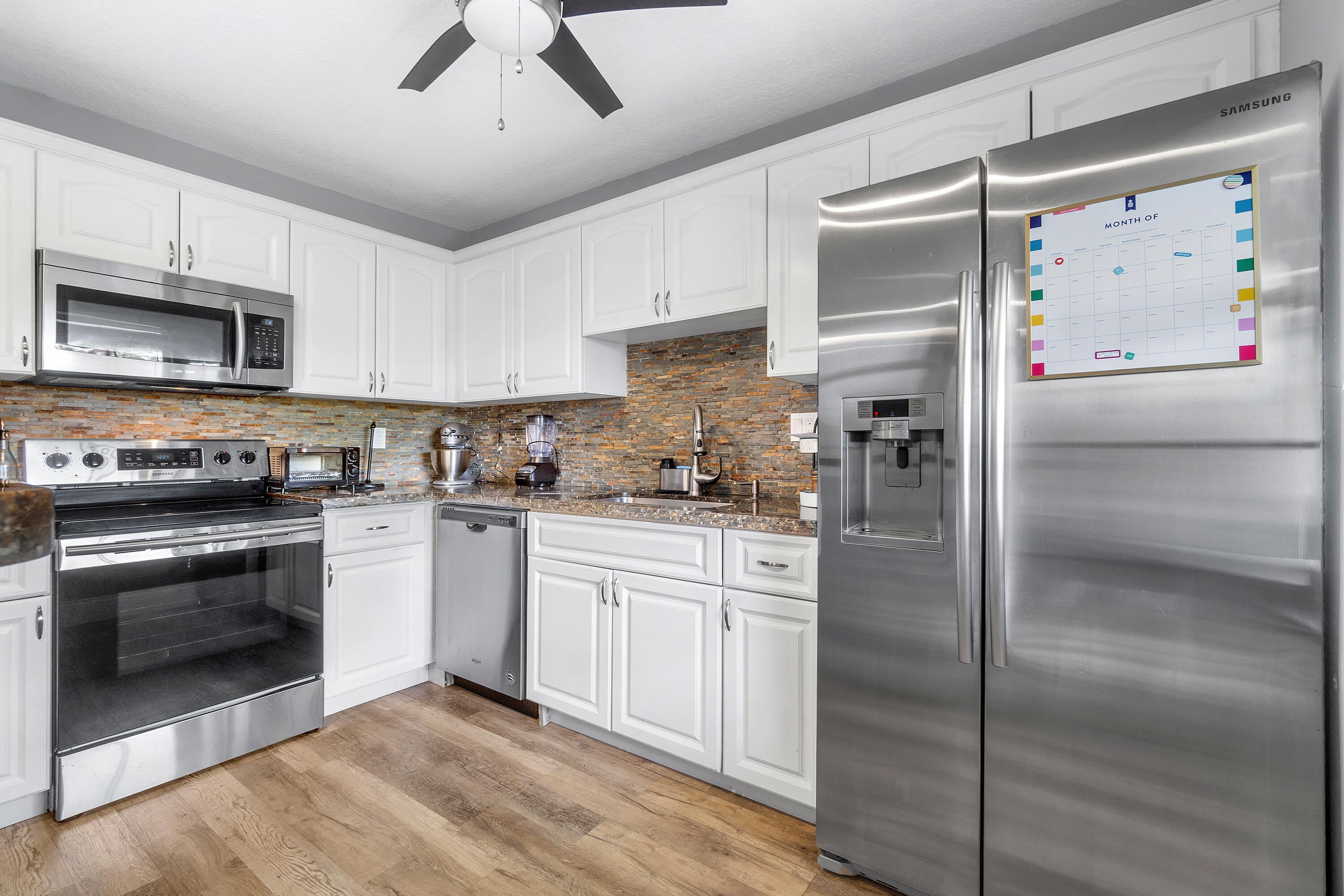 126 Sparrow Drive – photo 3