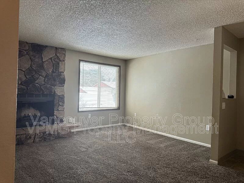 5415 Northeast 34Th Street Unit B – photo 4