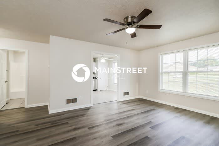 308 Tex Avenue – photo 3
