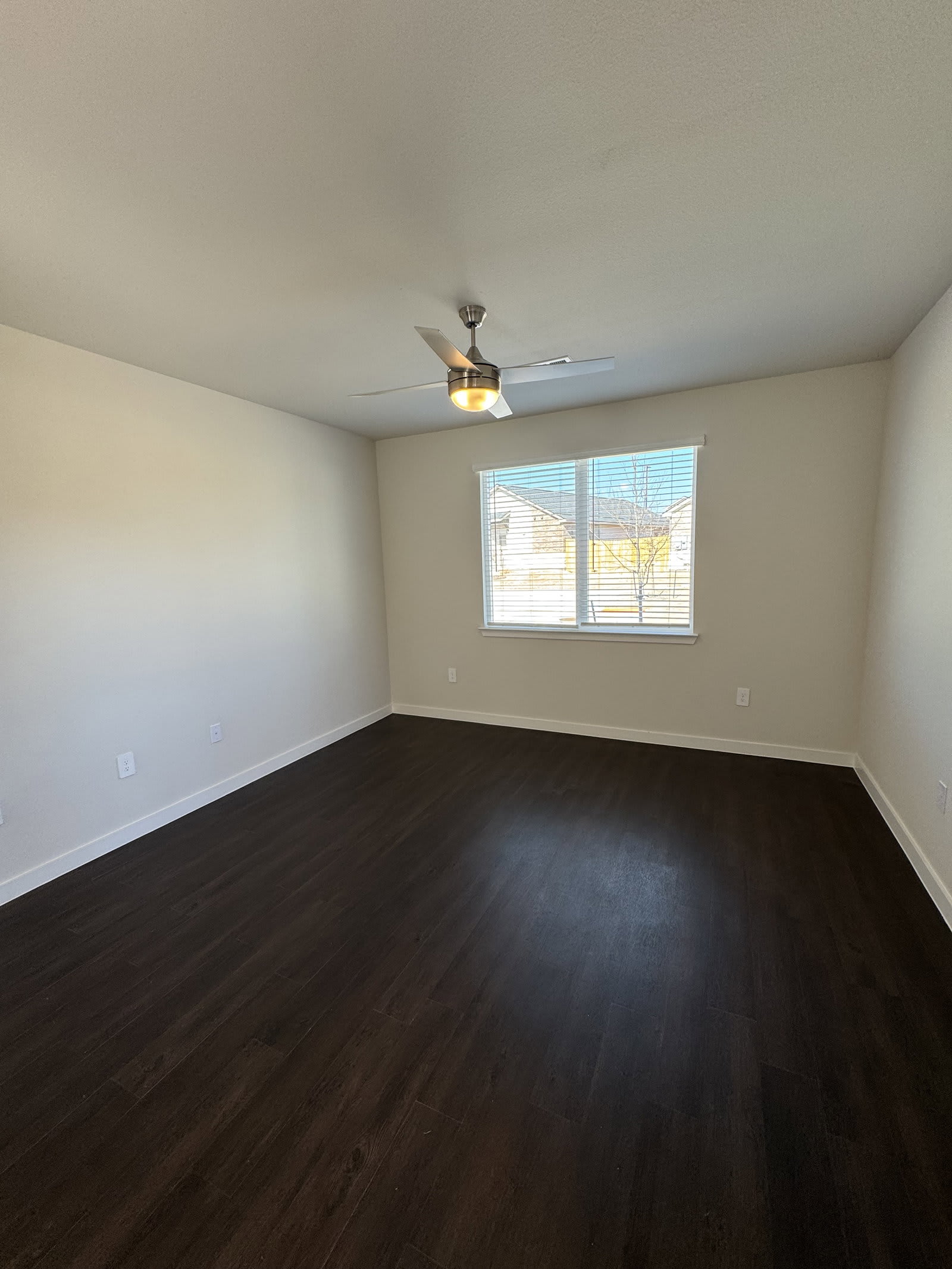 360 Elevon Parkway – photo 4
