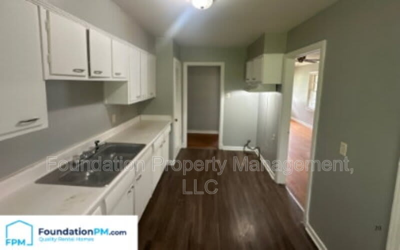 2324 Slocum Avenue – photo 4