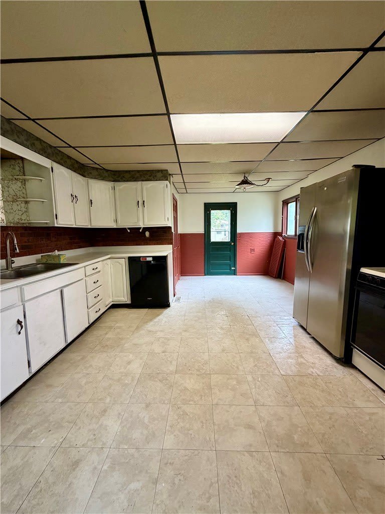 1320 Grand Central Avenue – photo 2