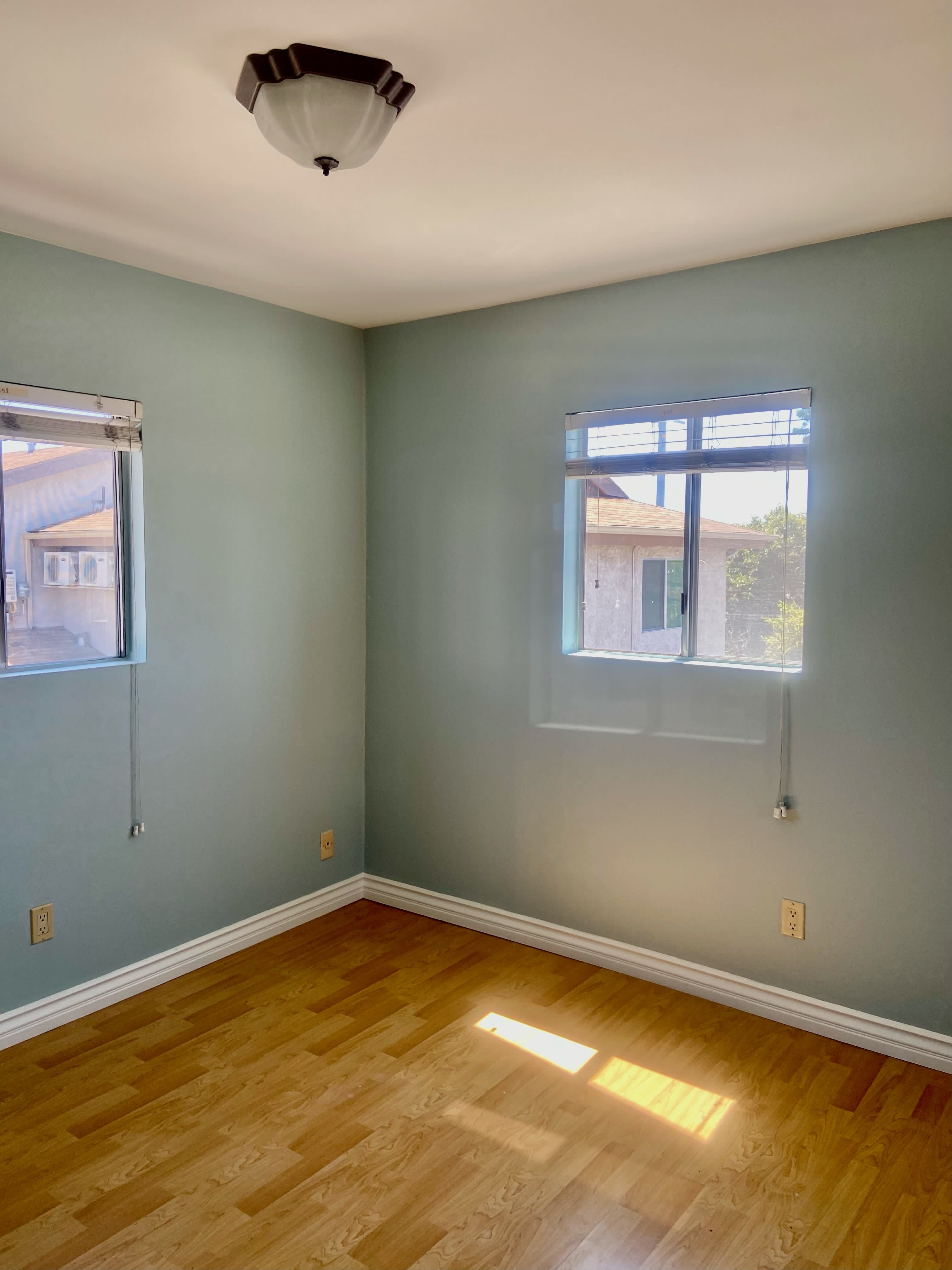 2711 Bellevue Avenue – photo 5