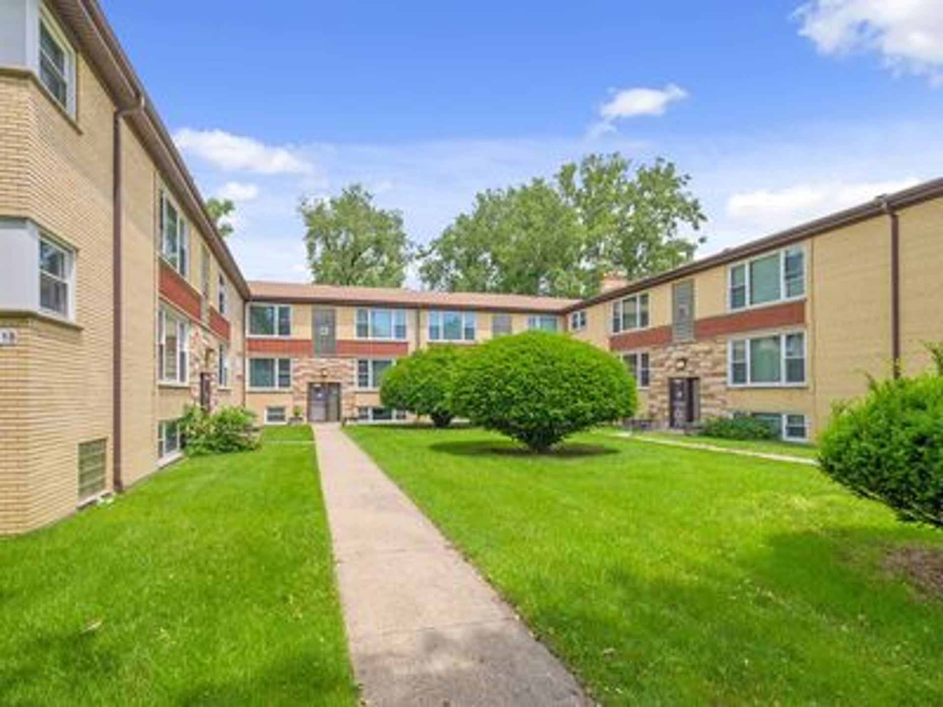 1514 20 W 99Th St Chicago Il – photo 3