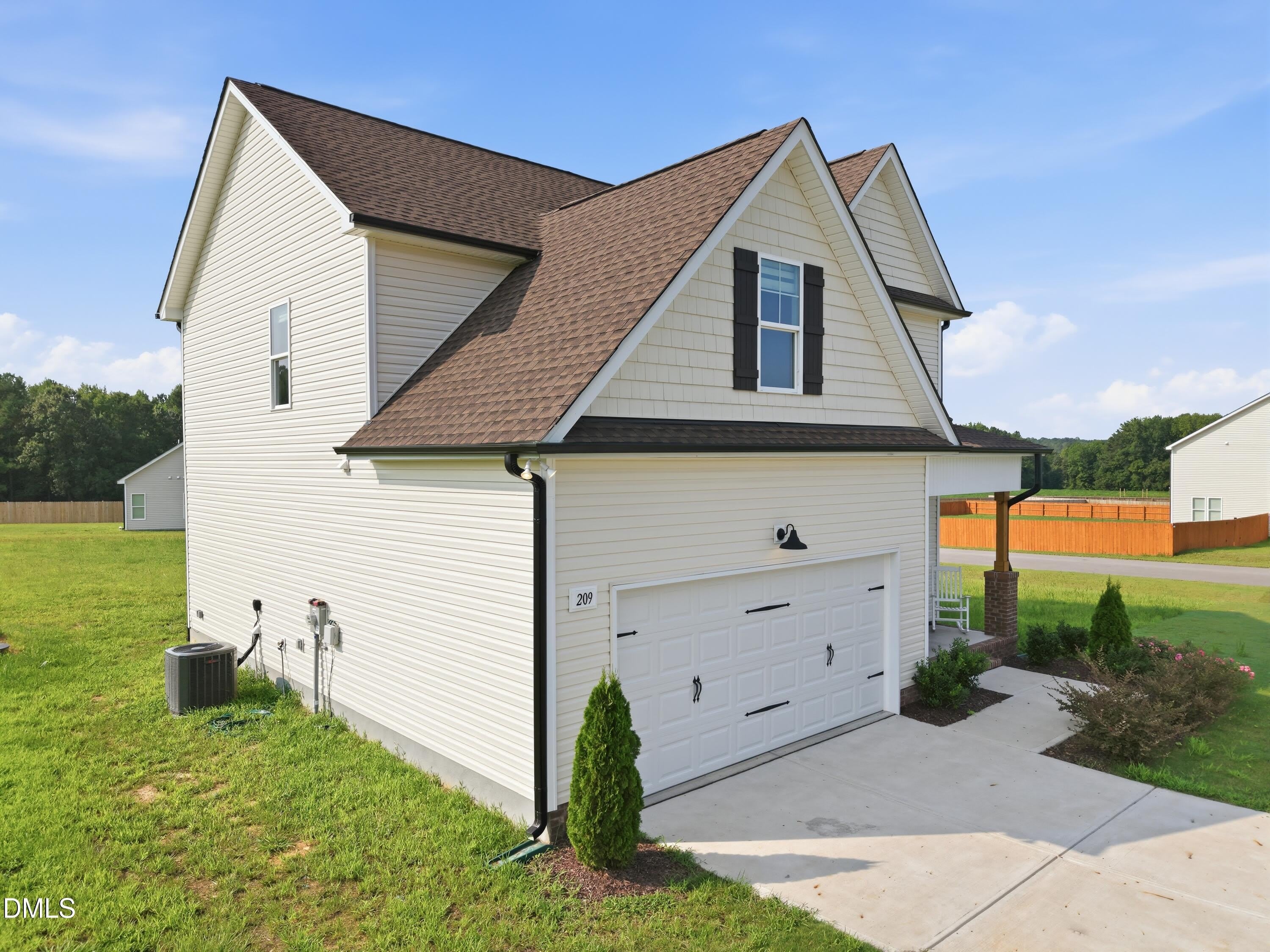 209 Danube Drive – photo 2