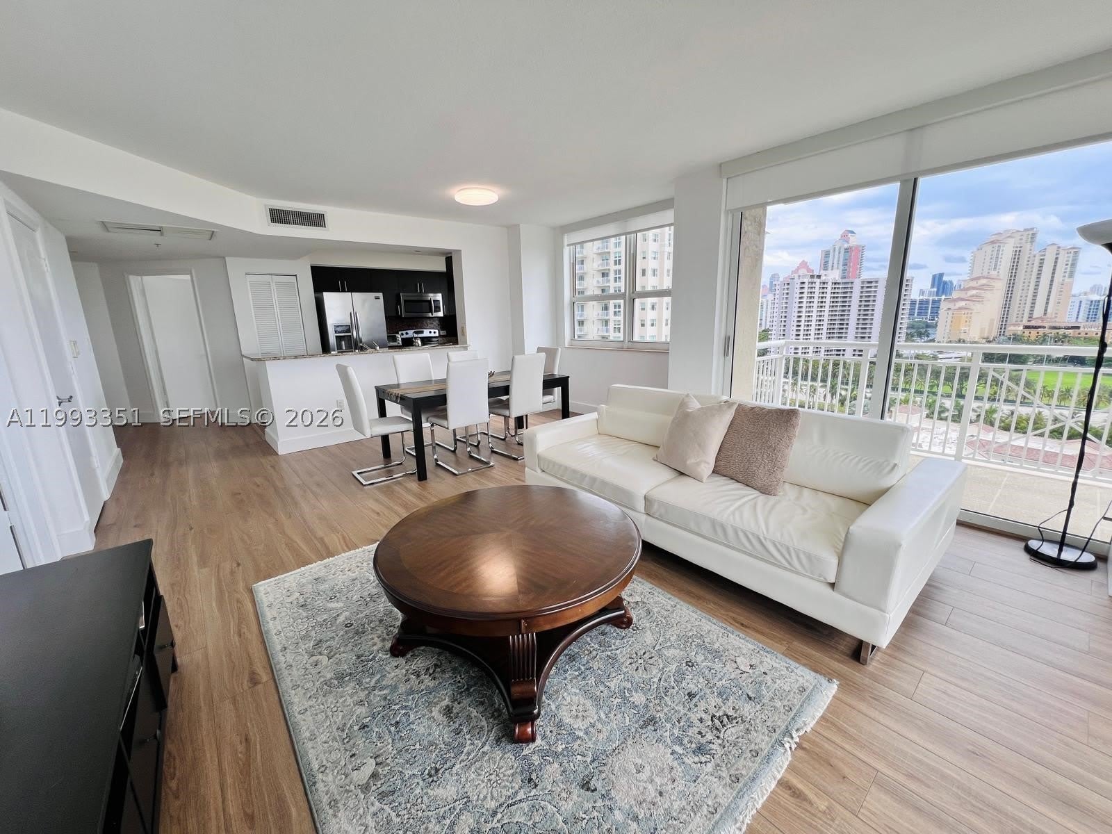 19501 W Country Club Dr – photo 4